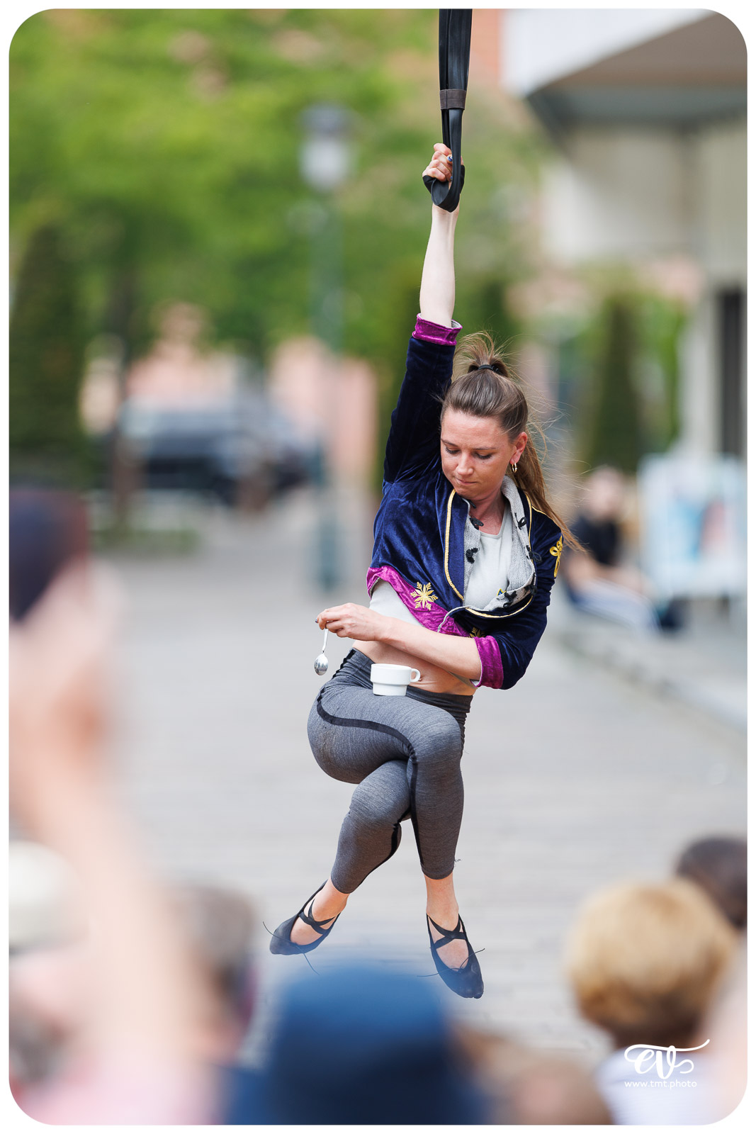 SUR MESURE (CIE BARRIÈRE)